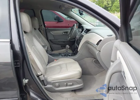 2015 Chevrolet Traverse 2Lt z USA, uszkodzony, nr VIN 1GNKRHKD0FJ200903